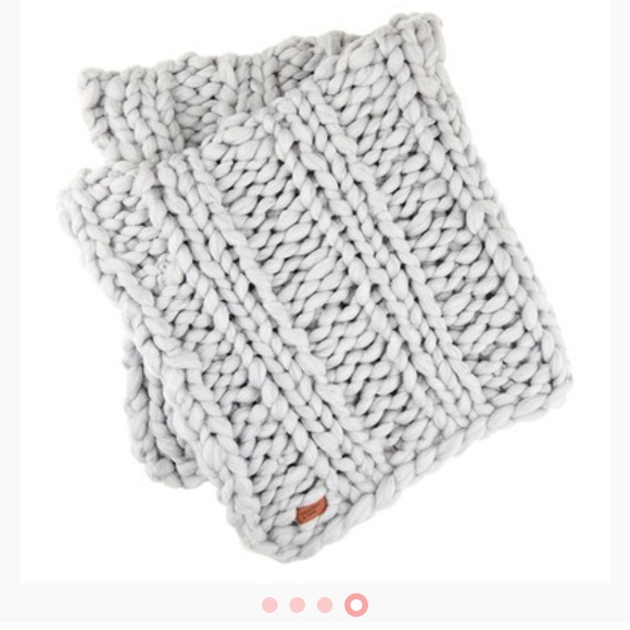 Aida Rose Luxe Cream Knitted Blanket